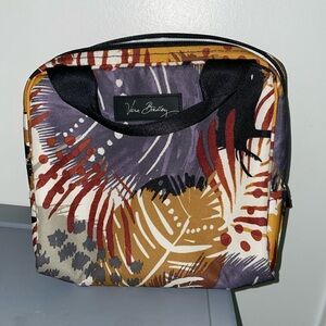 Vera Bradley lunchbox in great condition